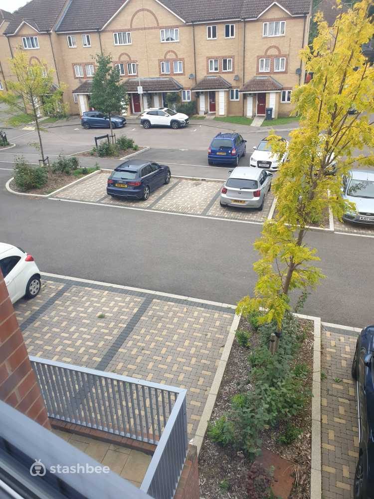 Parking Space to Rent in Hertford, SG14