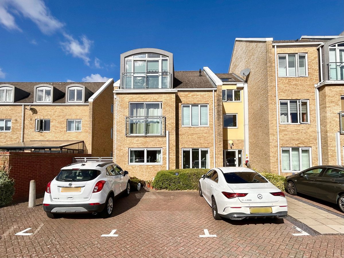 Hinsby Court, Shepherd Drive, St. Neots, PE19