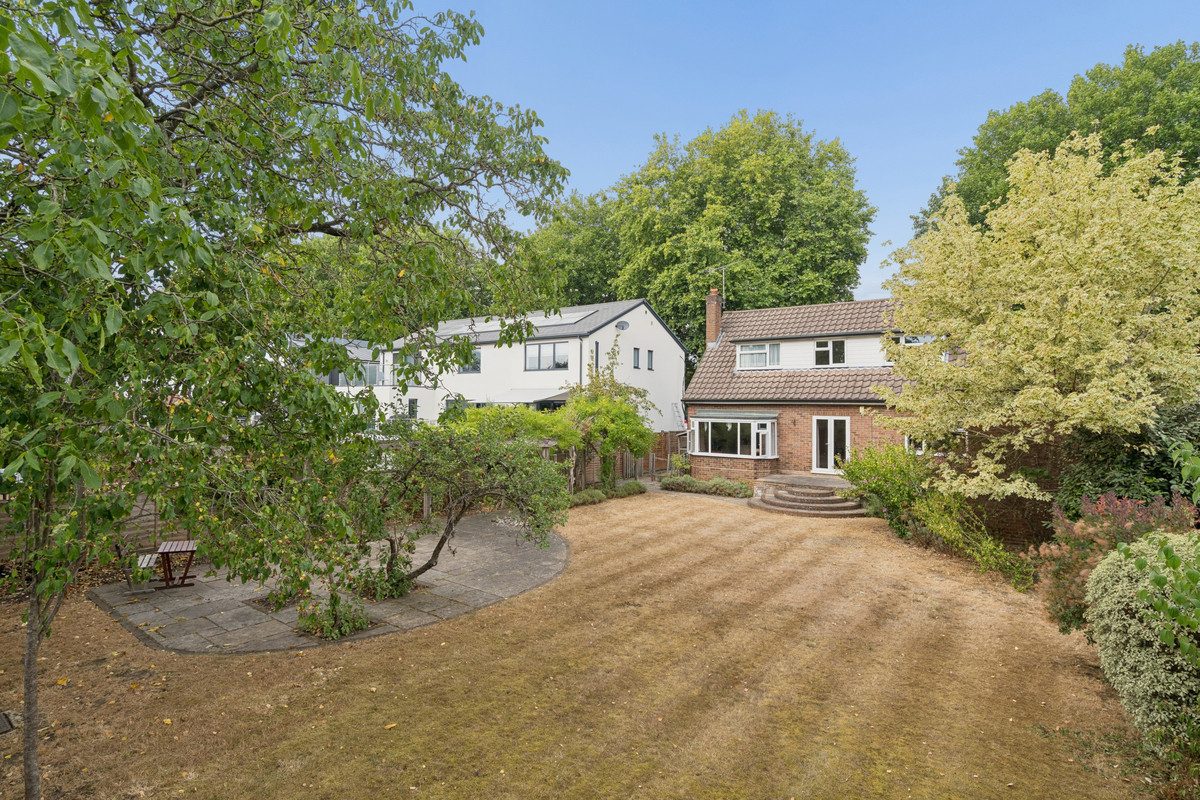Frances Avenue, Maidenhead, SL6
