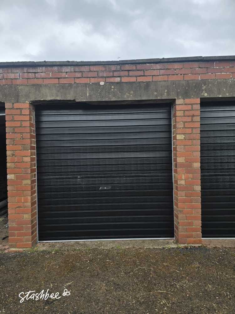 Garage to Rent in Stourbridge, DY8