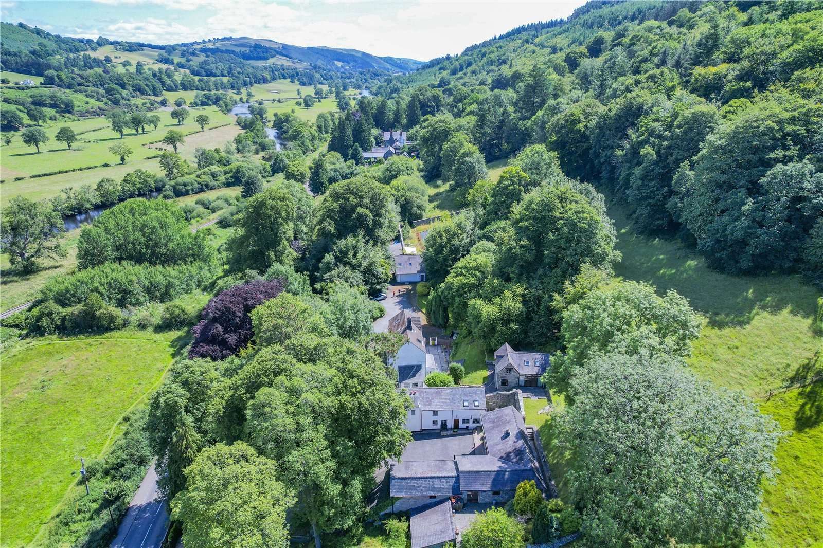 Period holiday let apartment, Corwen