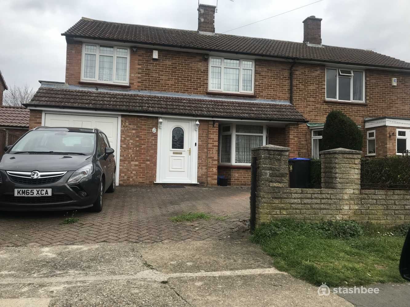Parking Space to Rent in Uxbridge, UB9