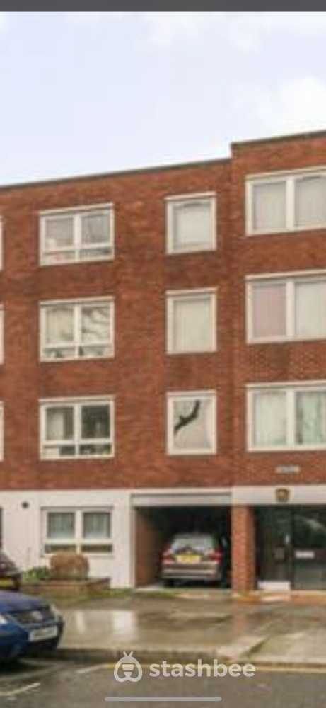 Parking Space to Rent in London, W10