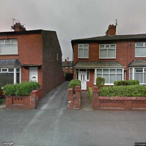 Parking Space to Rent in Oldham, OL8