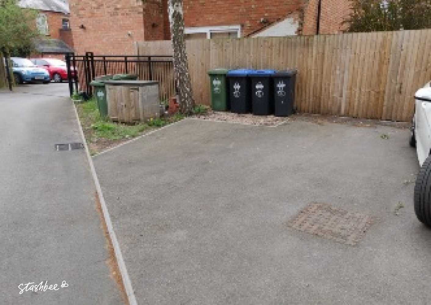 Parking Space to Rent in Rugby, CV21