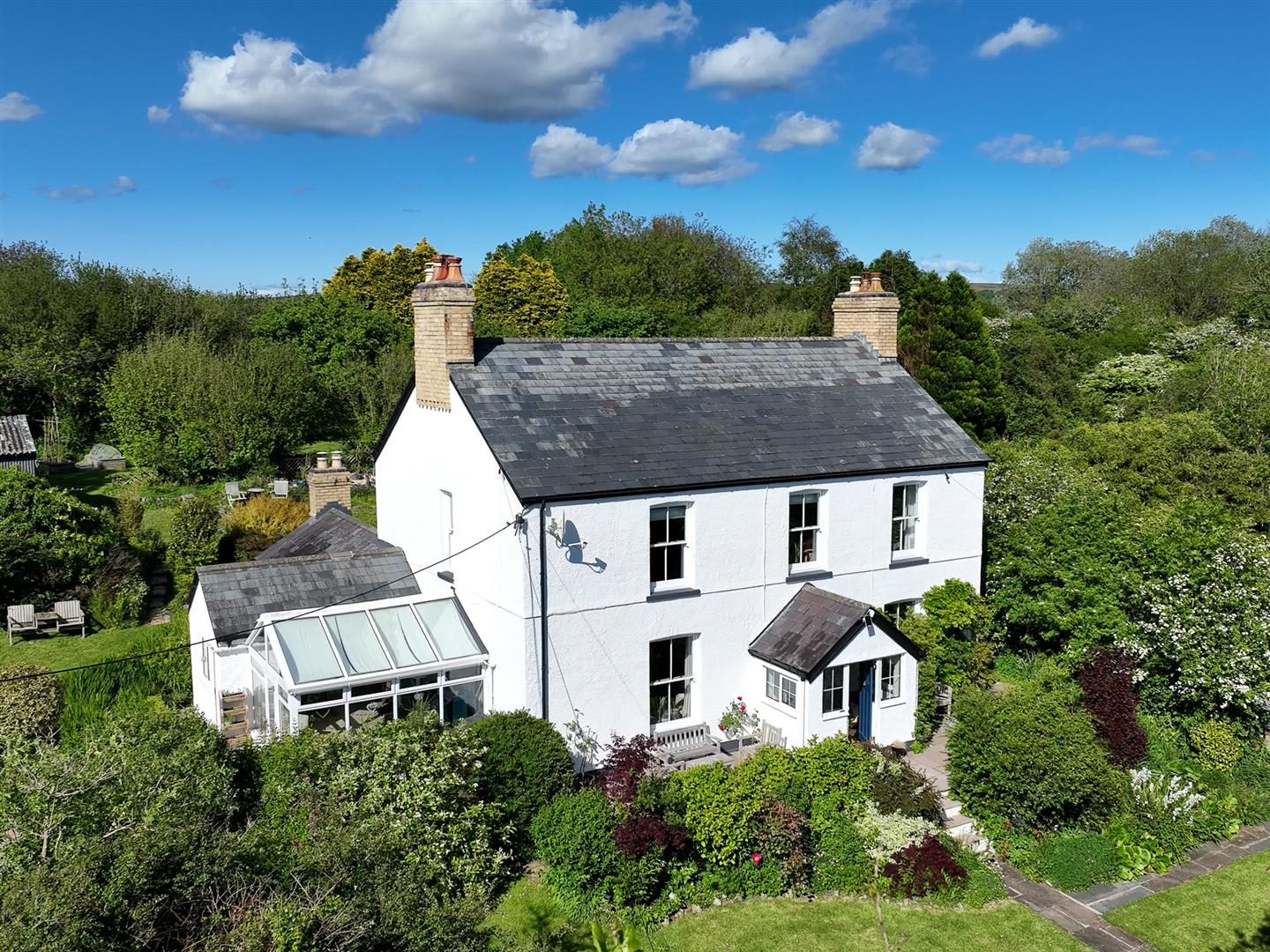 Llandewi Reynoldston Gower Swansea: farmhouse with paddocks