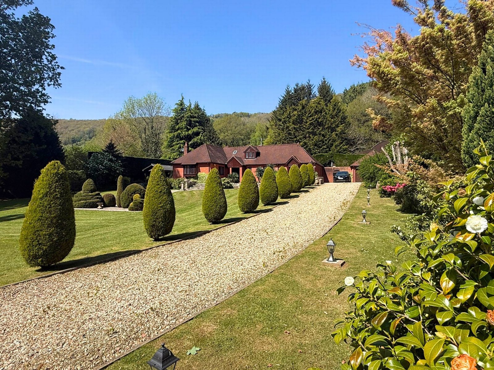 Llandogo, NP25