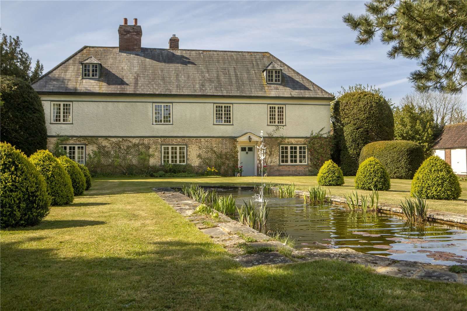 Grade II listed farmhouse, Devizes