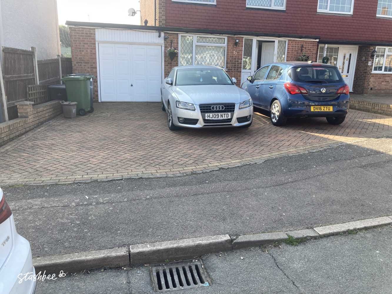 Parking Space to Rent in Waltham Cross, EN8