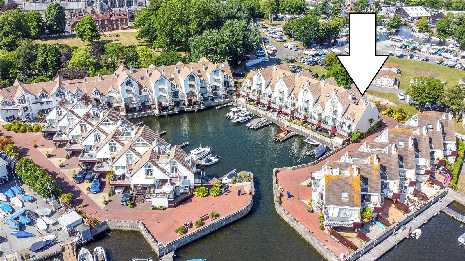 House for sale with 3 bedrooms, Priory Quay, Quay Road
