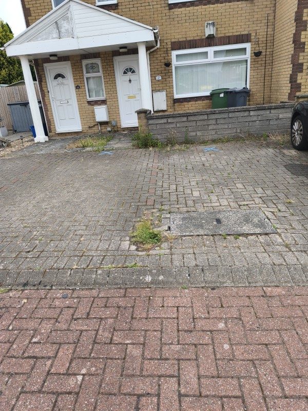 Parking on Powderham Dr, CF11
