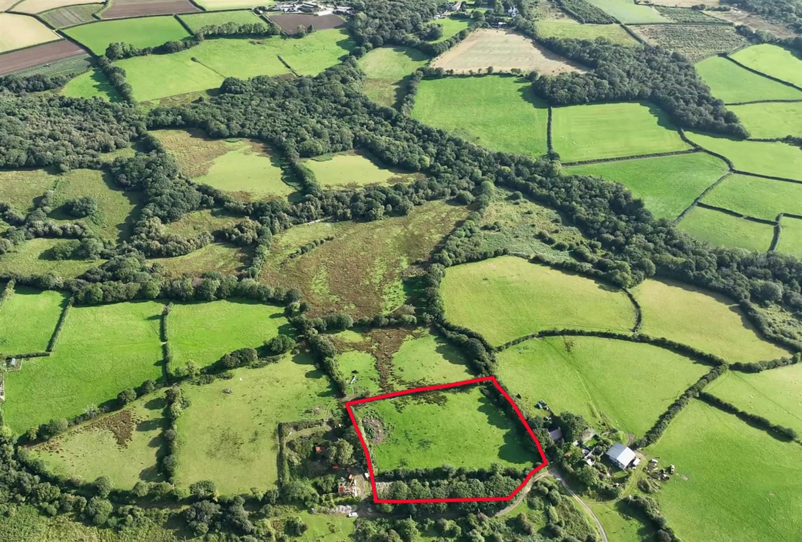 Land with paddocks, Approximately 2.5 acres in total