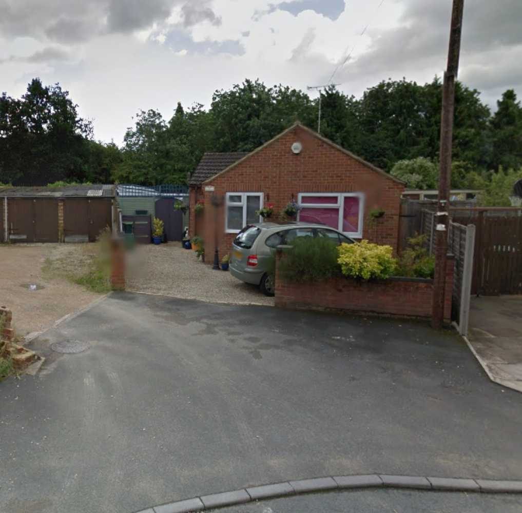Parking Space to Rent in Cheltenham, GL51