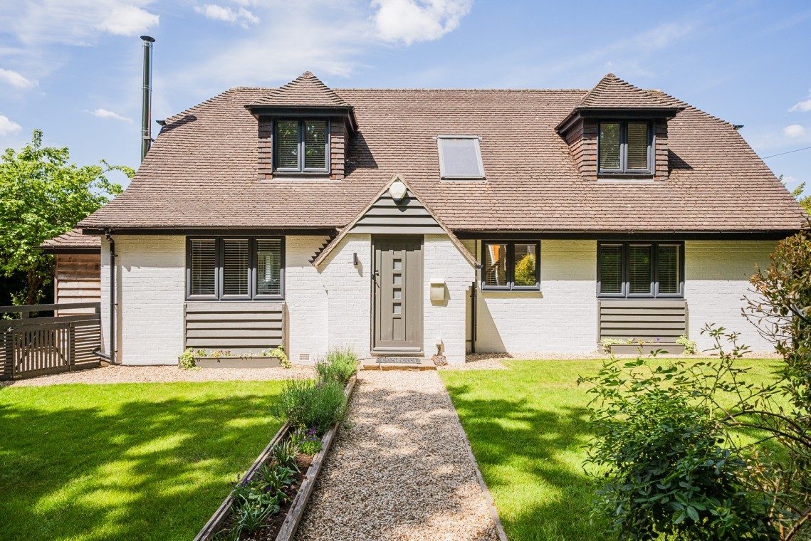 Villa with an annexe, Barton on sea
