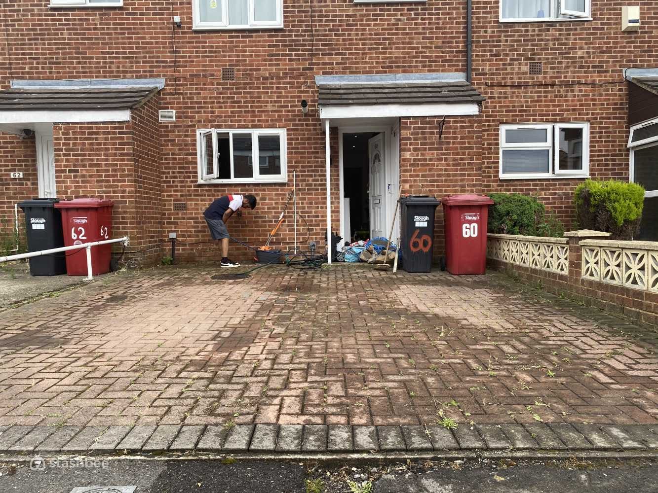 Parking Space to Rent in Slough, SL2