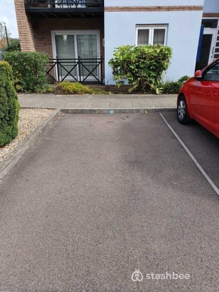 Parking Space to Rent in Cardiff, CF14
