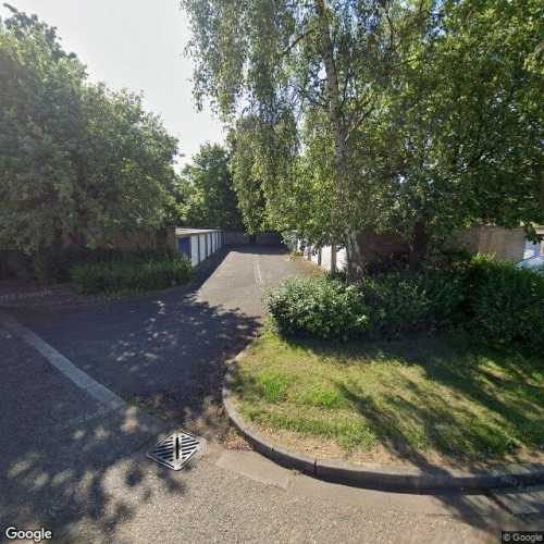 Garage to Rent in Peterborough, PE3