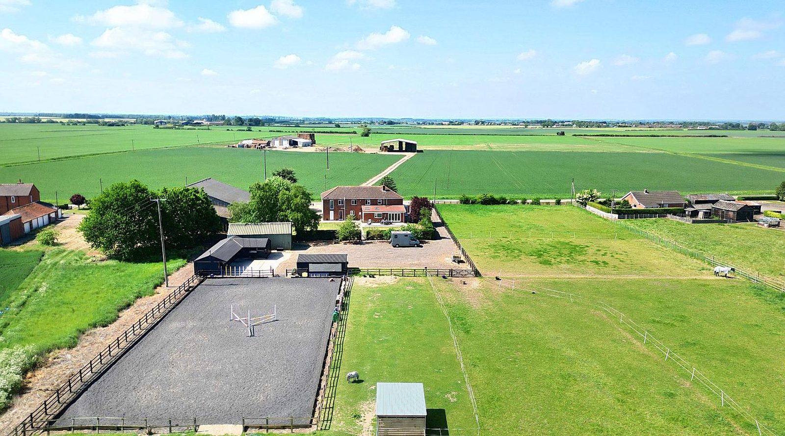 North Kyme LINCOLNSHIRE: house with further land available