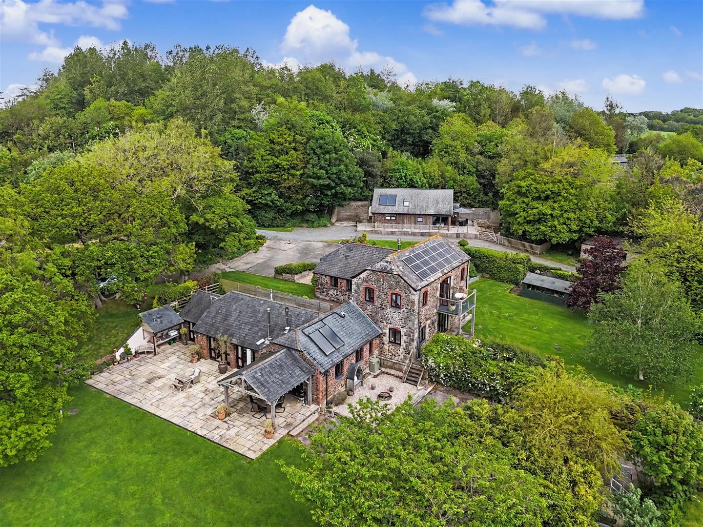 Barn conversion with outbuildings in Holsworthy