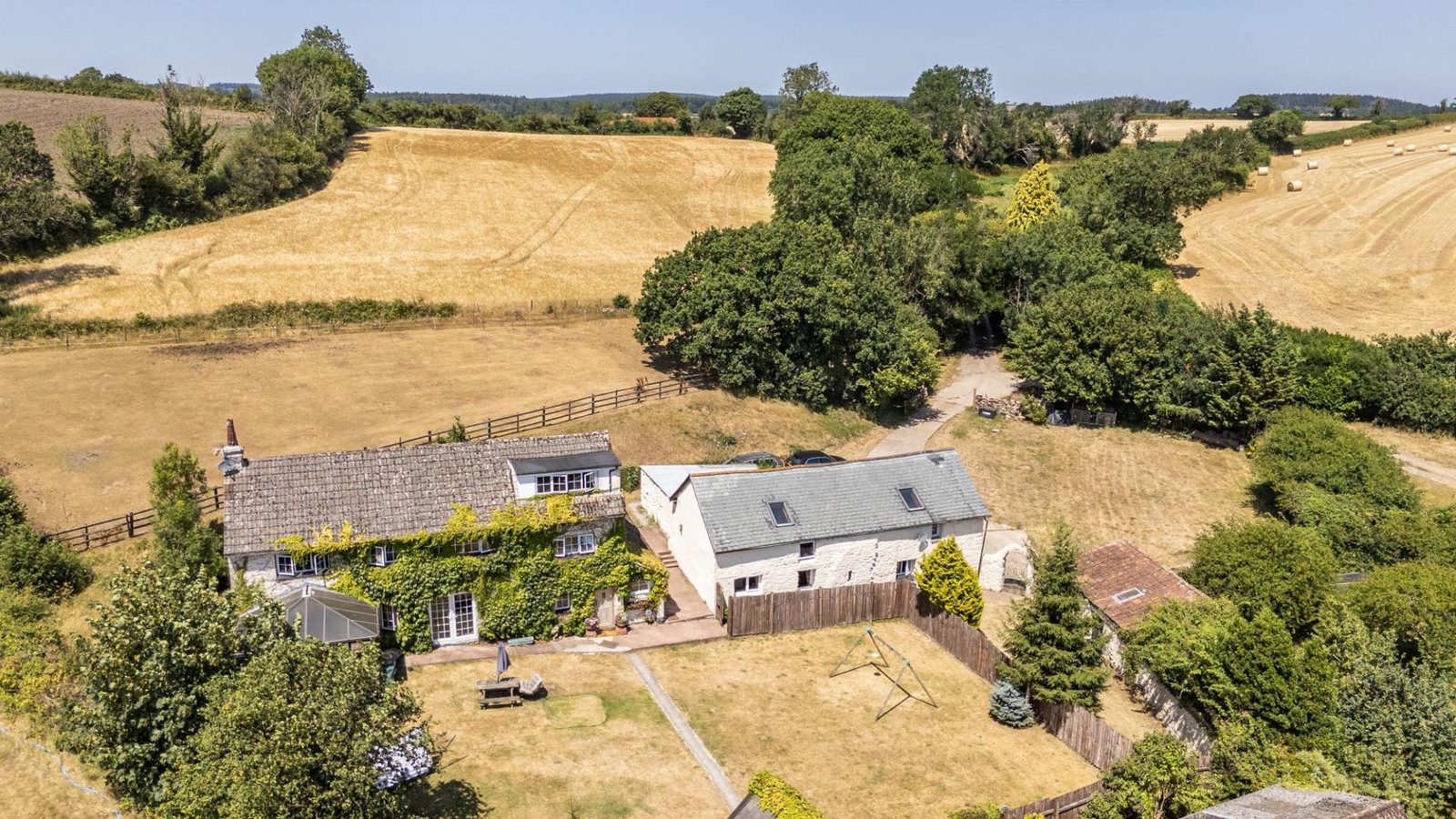 Detached House for sale with 6 bedrooms, Bovey Tracey, Newton Abbot