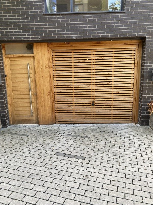Garage on Lizzie Ln, S3