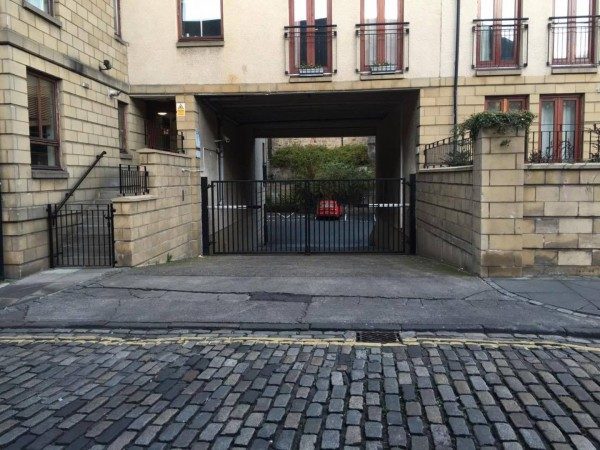 Parking on High Riggs, EH3