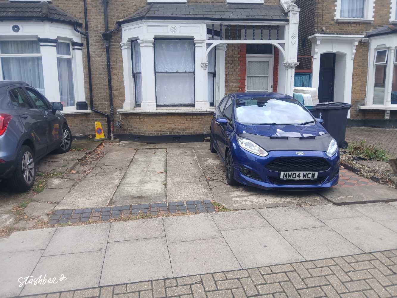 Parking Space to Rent in North London, N22