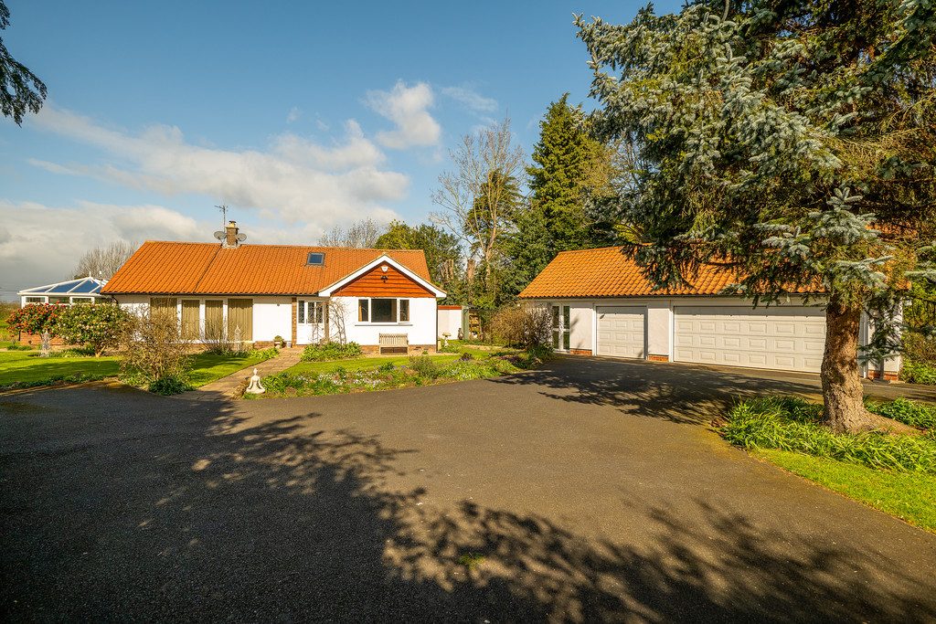 Fosse Road, Farndon, Newark
