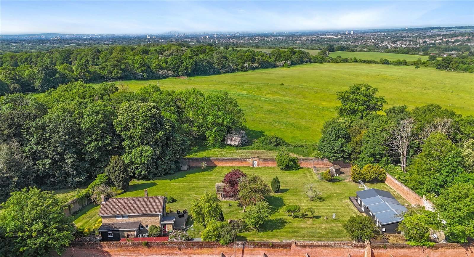 Brentwood: equestrian with outbuildings