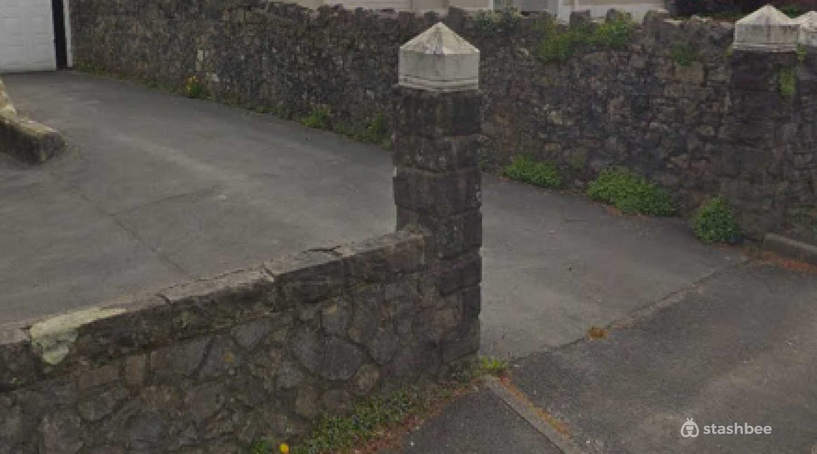 Parking Space to Rent in Bridgend, CF31