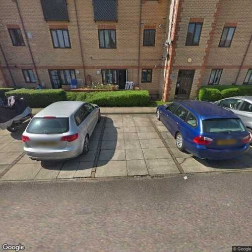 Parking Space to Rent in North West London, NW9