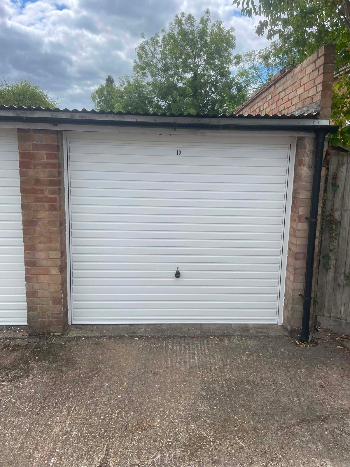 Elthorne Road (access adj House 25), Uxbridge, Middlesex
