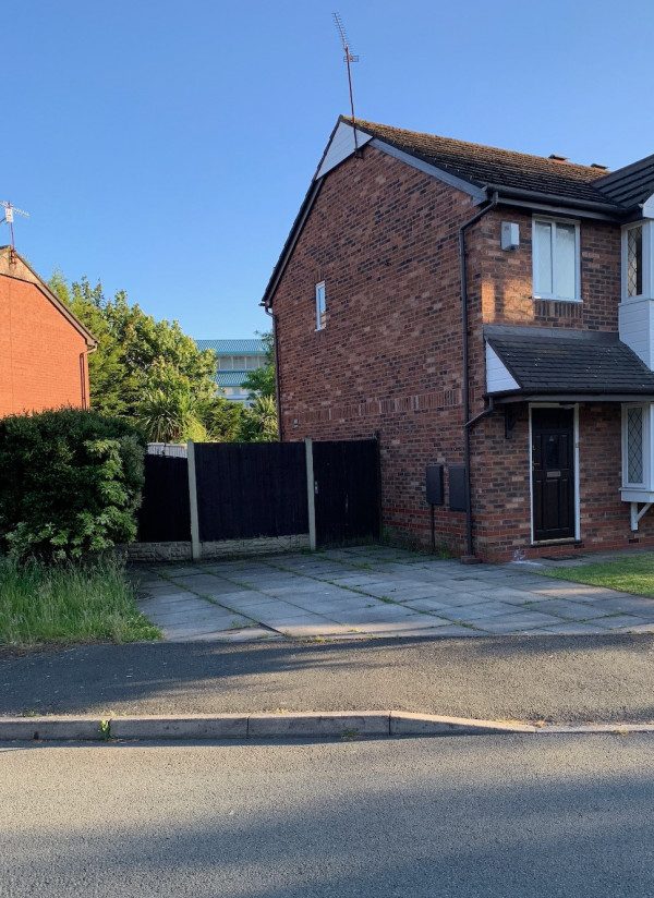 Parking on Brampton Drive, L8