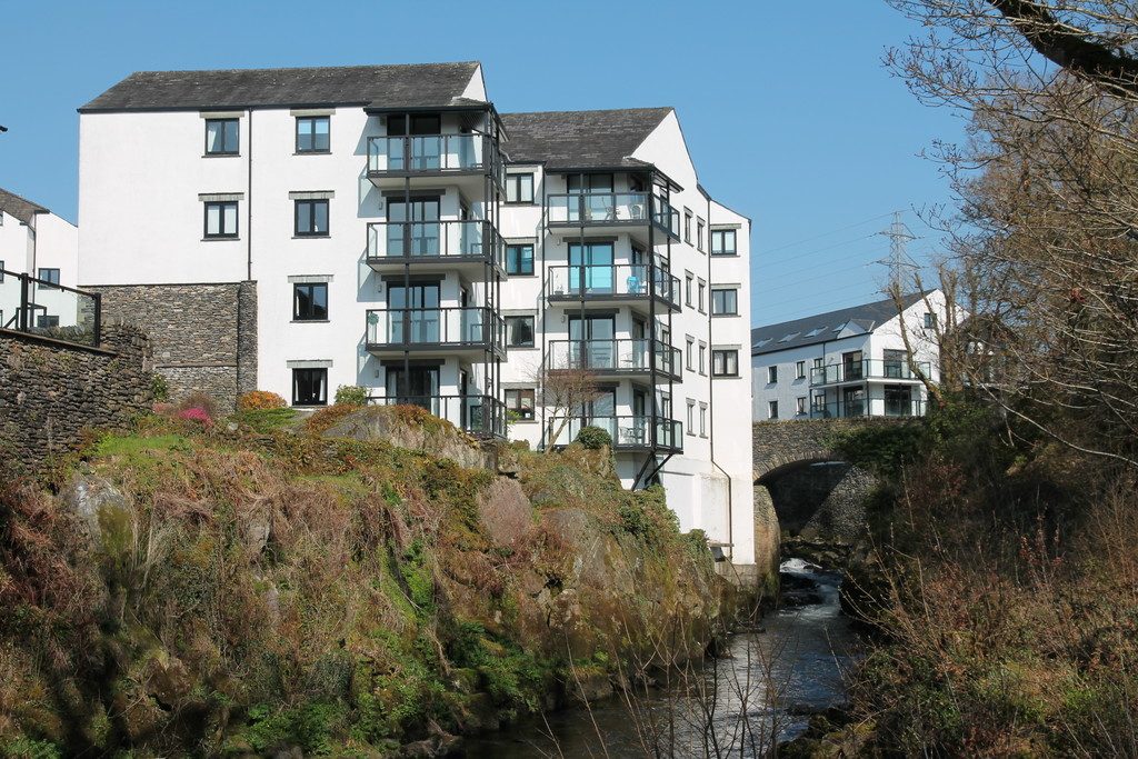 2 Capplebarrow, Cowan Head, Burneside, Kendal, LA8 9HL