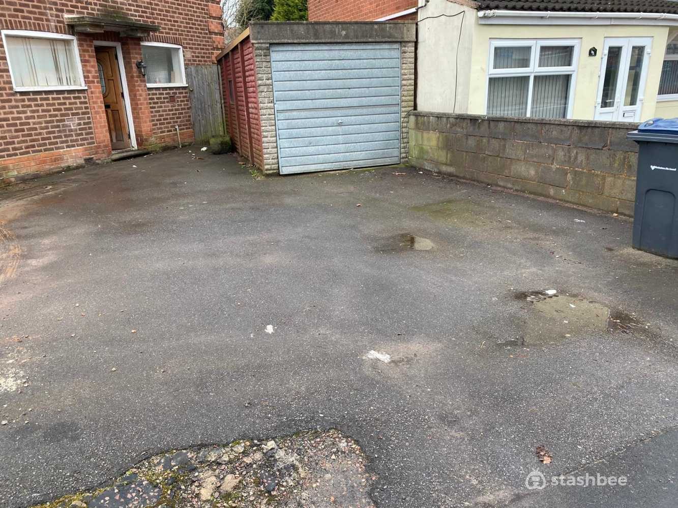 Parking Space to Rent in Birmingham, B33