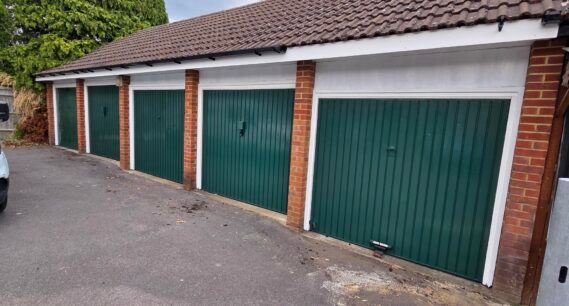 Tringham Close