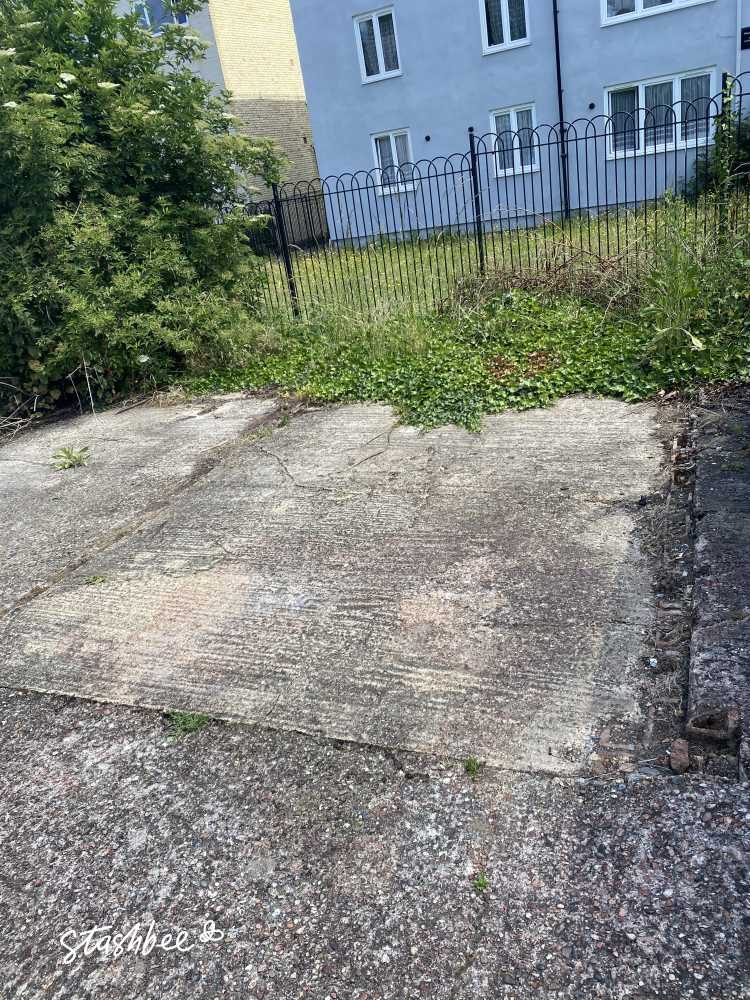 Parking Space to Rent in South East London, SE18