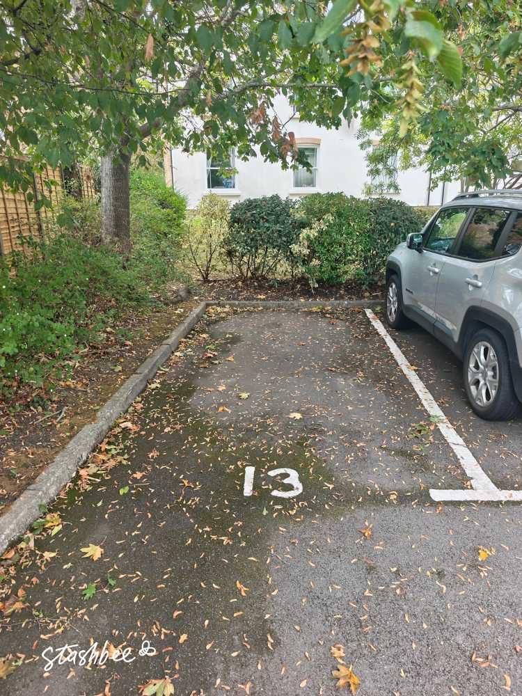 Parking Space to Rent in Redhill, RH1