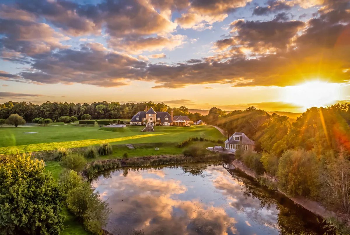 Country house with a pool, West Sussex RH20
